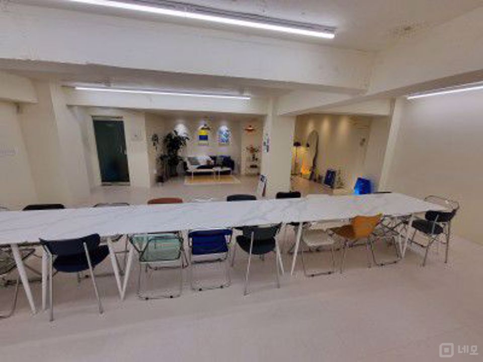 구의동 번화가에 위치한 파티룸 매물의 3번째 사진
