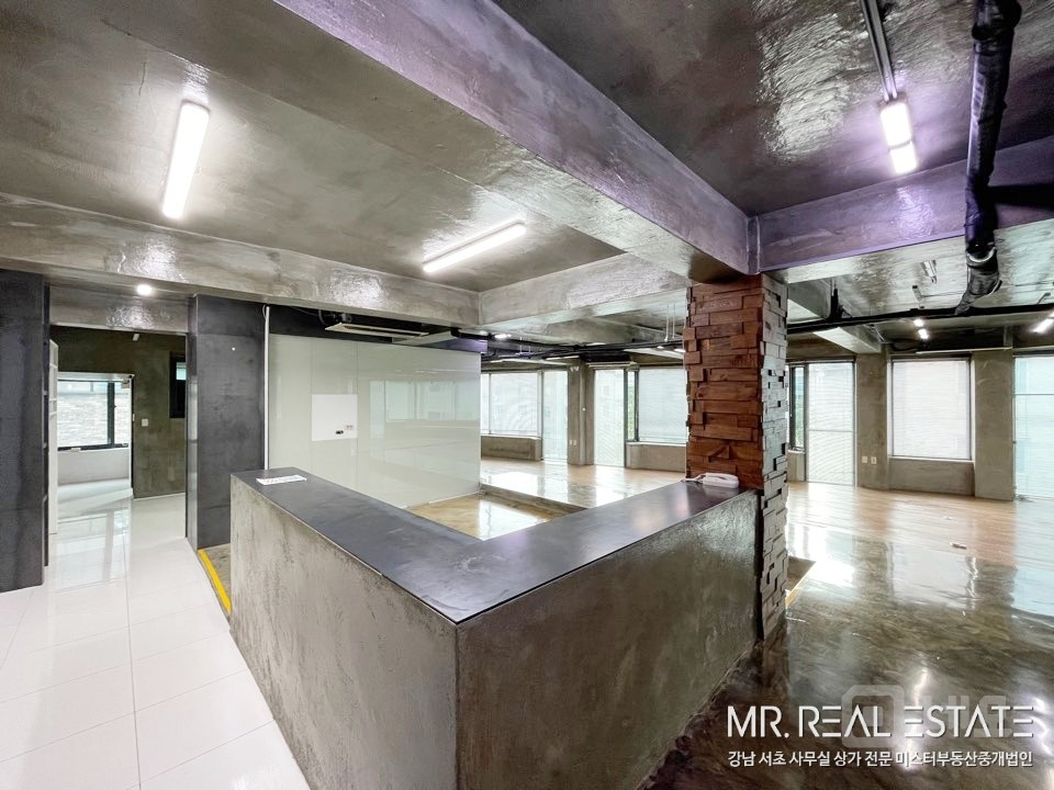 사진有.주차2대.인테리어.냉난방기完.논현역. 매물의 7번째 사진