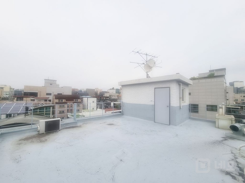 홍대 합정역 메타폴리스 뒤 가성비 아주좋은 상가사무실!! 매물의 18번째 사진