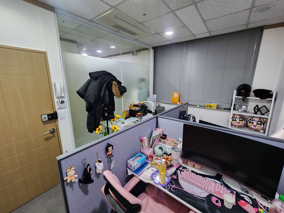 쾌적한 업무환경, 접근성 좋은 구로동 소호사무실 매물의 2번째 사진
