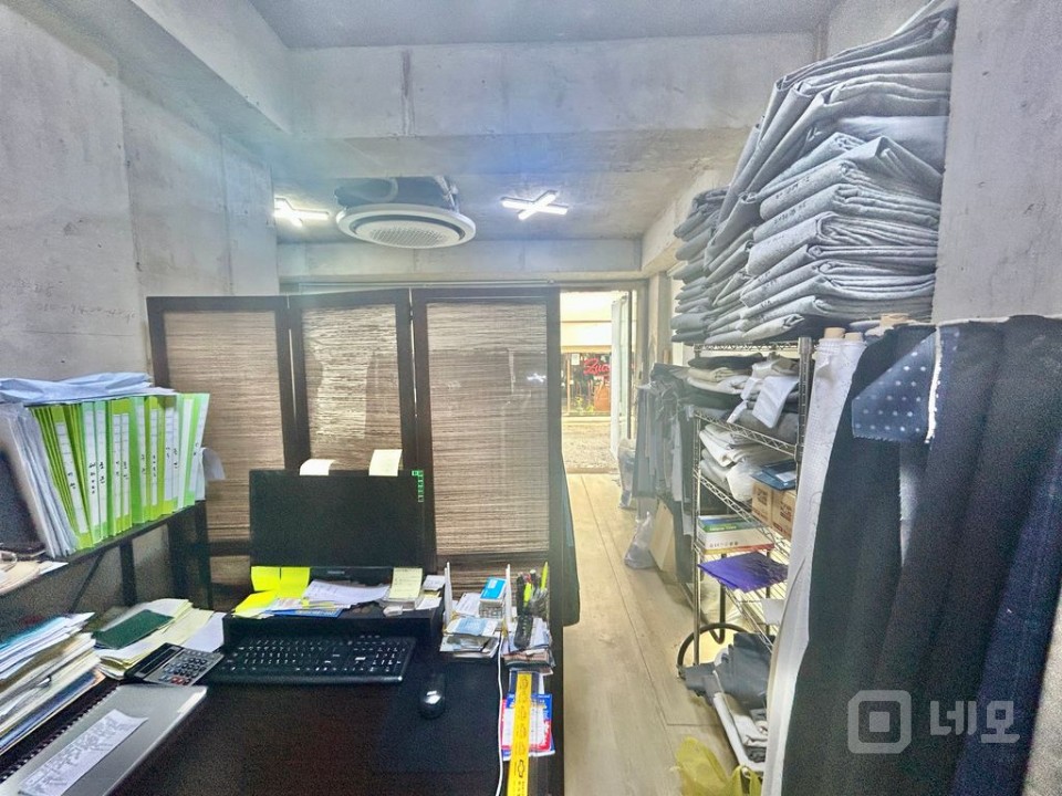 실 12평, 1층, 지정주차 가능, 소규모 사무실, 대리점 등 업종 가능 매물의 6번째 사진