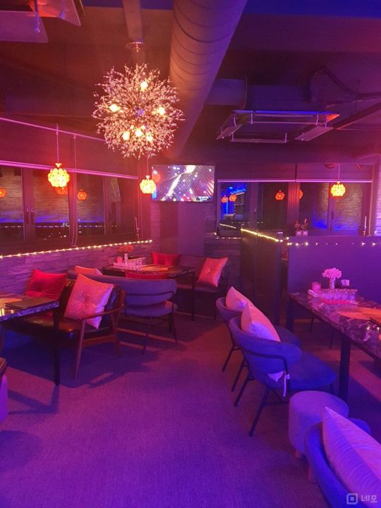 구산역 역세권, 대로변 사거리 코너 위치, 인테리어 완비된 노래주점 매물의 7번째 사진