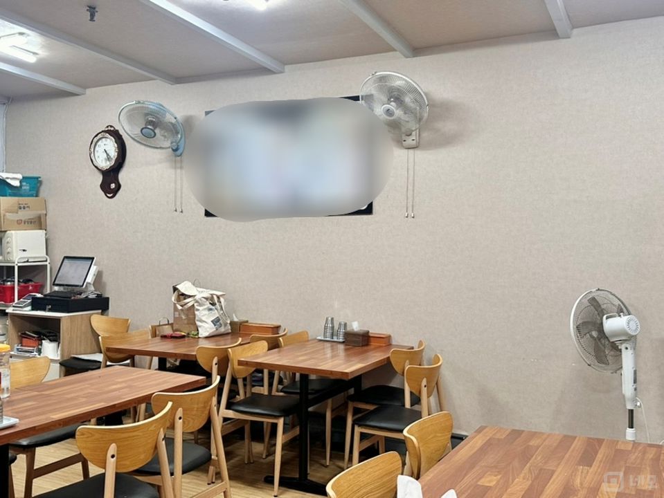 여의도동 대단지 아파트 상가, 주방 시설 완비, 단골 많은 한식집 매물의 3번째 사진