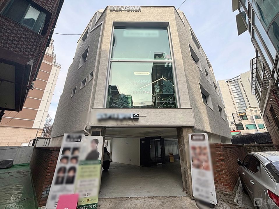 양재역 5분.역세권.리모델링S급건물.노출천장.세련된사무실 매물의 10번째 사진