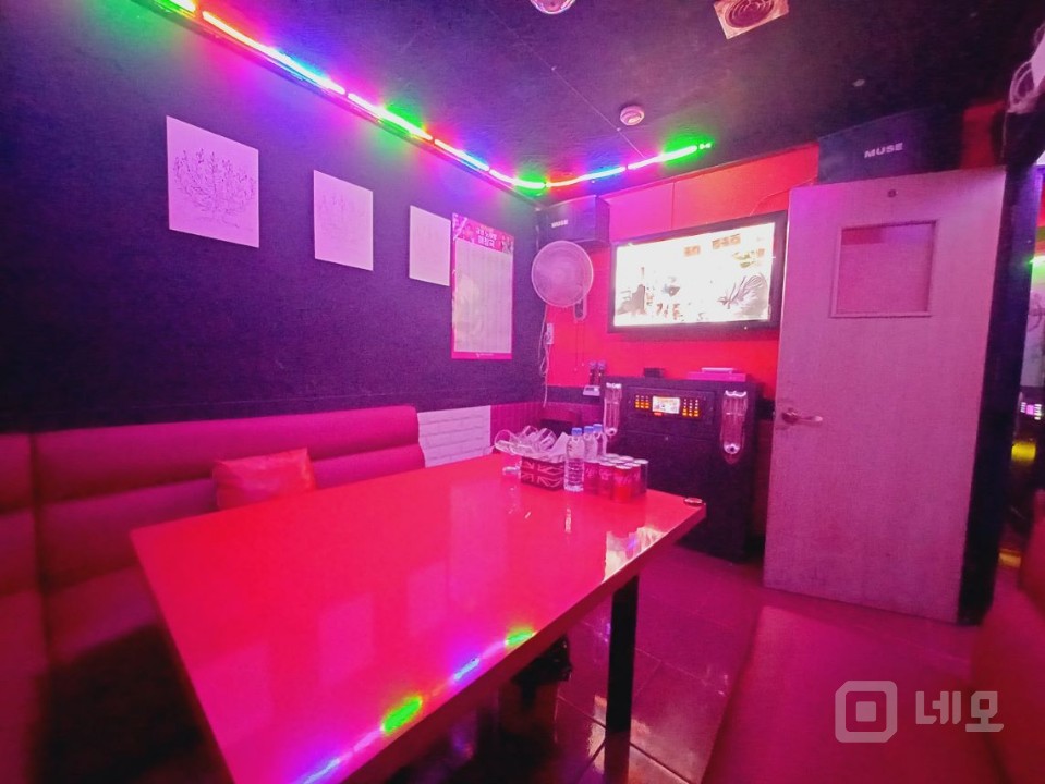 아주 저렴한 노래방.권리금 절충가능 매물의 14번째 사진