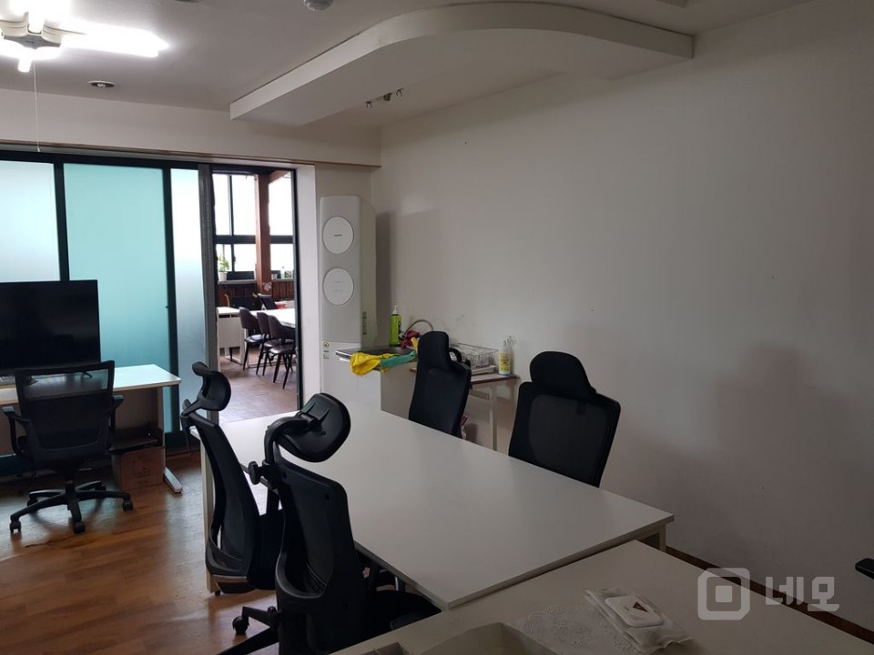 중랑구평수대비제일저렴내부칸막이엘베유통베란다법인및쇼핑몰사무실완전강추 매물의 9번째 사진