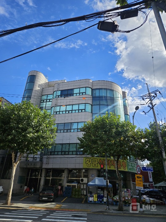 중랑구 코너 대형 상가 임대 매물의 3번째 사진