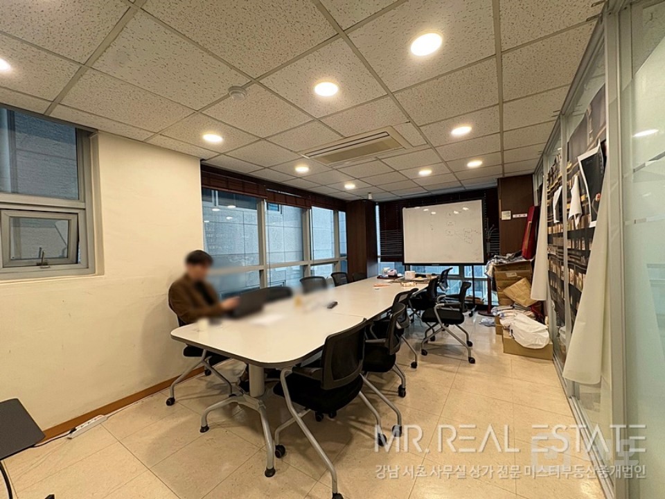 선릉역 3분 ACE인테리어 방문주차가능 엘베 무료1대 매물의 8번째 사진