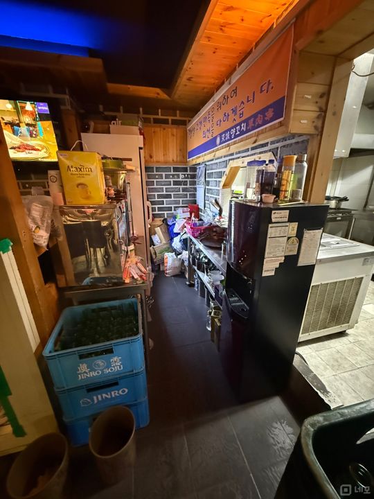 경성양꼬치로 10년 넘게 사용중인 가게로 집안 사정으로 급매 올립니다. 매물의 5번째 사진