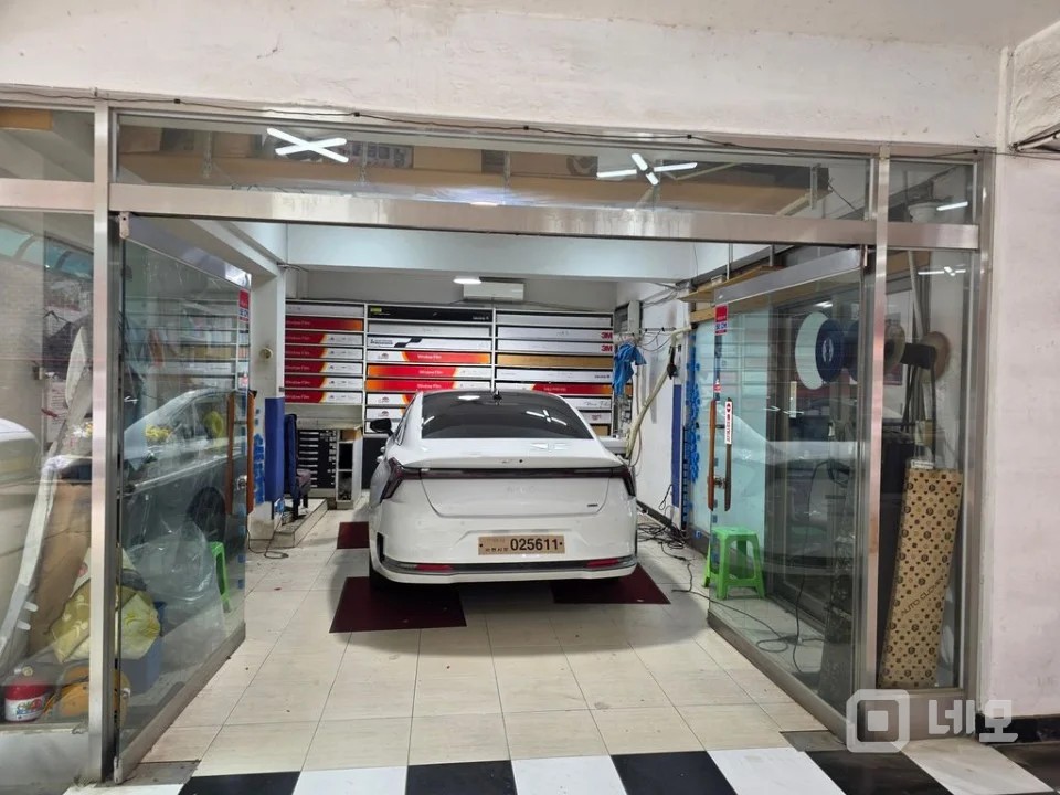 주차면적이 엄청 넓은 구조가 좋은 상가 매물의 9번째 사진