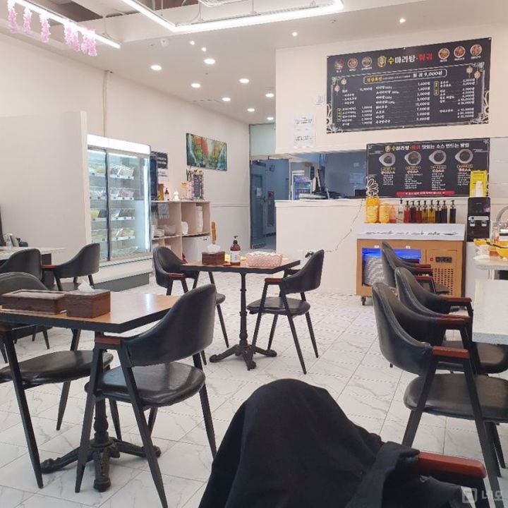 모던 인테리어 완비된 불당동 2층 음식점 매물의 4번째 사진