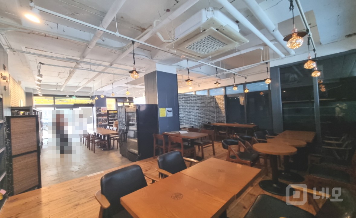 카페자리 저렴하게 창업하실분 매물의 3번째 사진