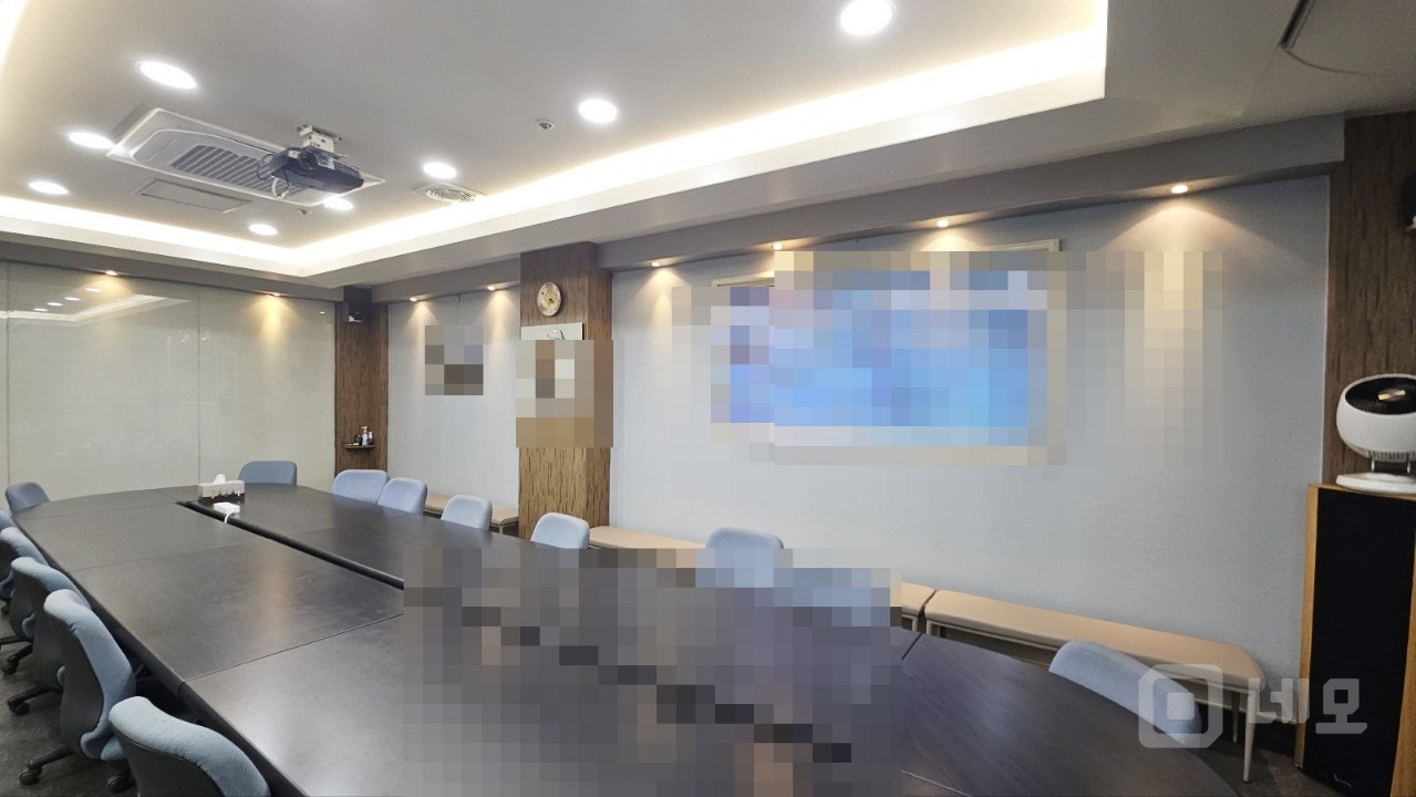 가산역 도보 2분 전용 203P,  탕비, 룸, 창고등 활용도가 높음  매물의 10번째 사진