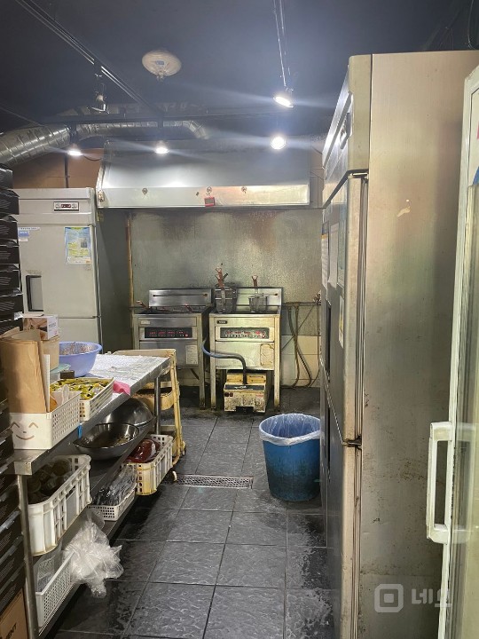 피자나라 치킨공주 봉천점 매도합니다. 매물의 2번째 사진