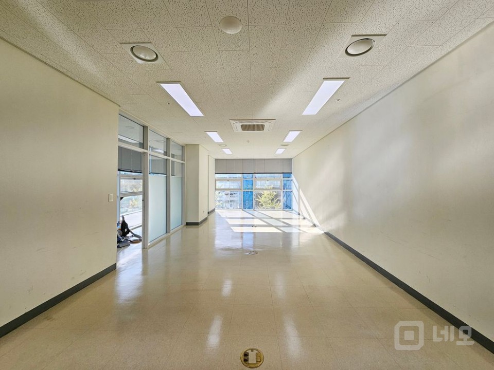 실28평 호실 간 공간분리, 저렴한 임대료, 즉시입주 매물의 1번째 사진