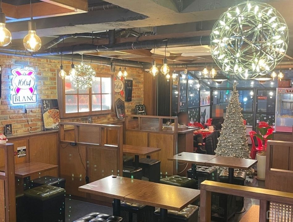 용강동 넓은 야장 공간 있는 맥주호프점 매물의 2번째 사진