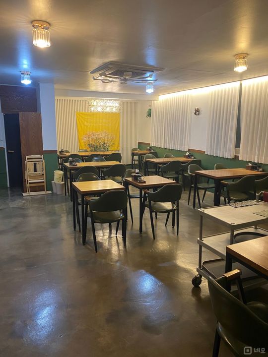 홍제역 인근 깔끔한 중식당 임대 매물의 1번째 사진