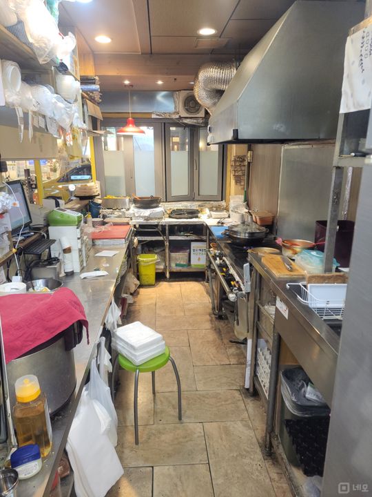 성내동 노출효과 뛰어난 떡볶이 전문점 매물의 6번째 사진