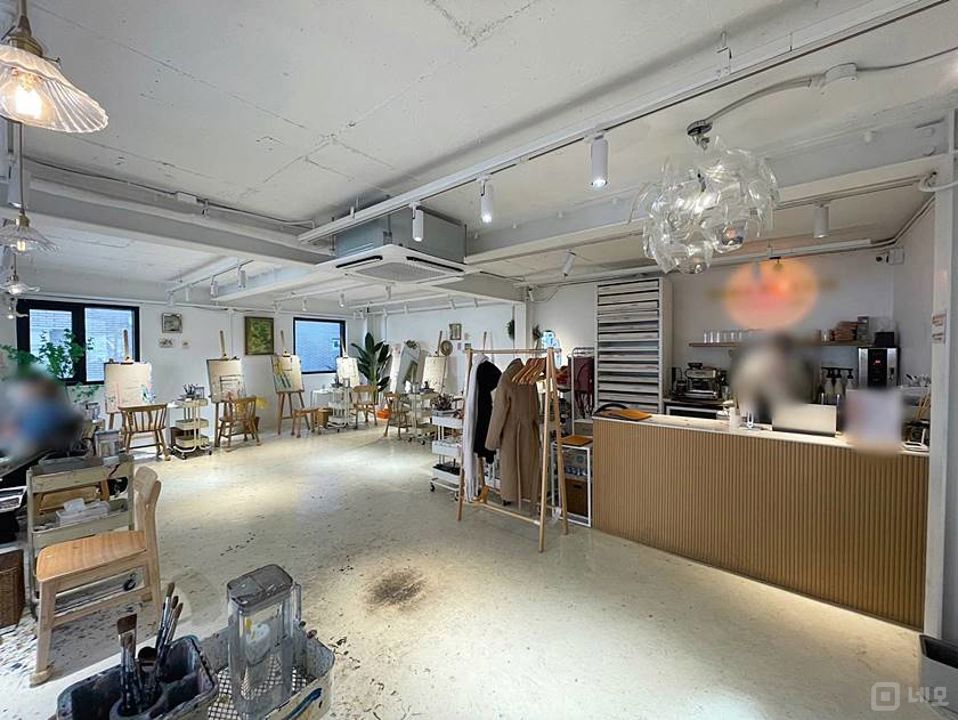 인테리어ACE.유동인구多.공방.개인작업실.채광좋은소형사무실 매물의 2번째 사진