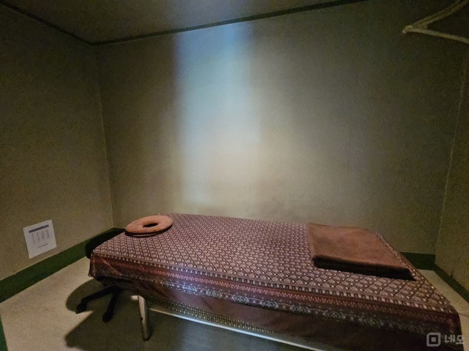 접근성 좋은 대로변, 봉천동 3층 마사지샵 매물의 6번째 사진
