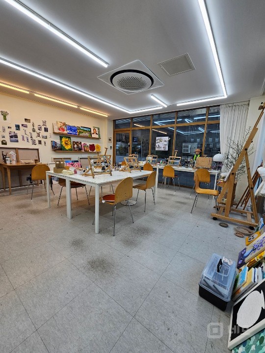 * 강동역 8분 * 신축급 * 강력 추천 * 소액 권리금 매물의 6번째 사진