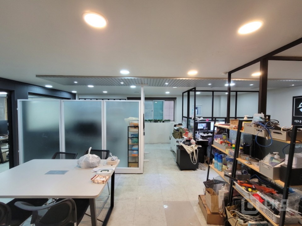 ㅣ실매물&실사진ㅣ위치 및 평수대비 가성비 최상ㅣA급인테리어ㅣ빠른계약 예상 매물의 2번째 사진
