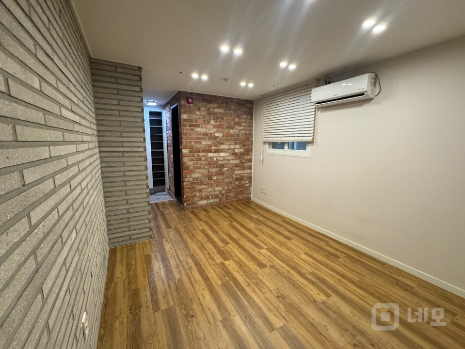 상봉역 도보3분 신축급 저렴한 소형사무실 매물의 6번째 사진