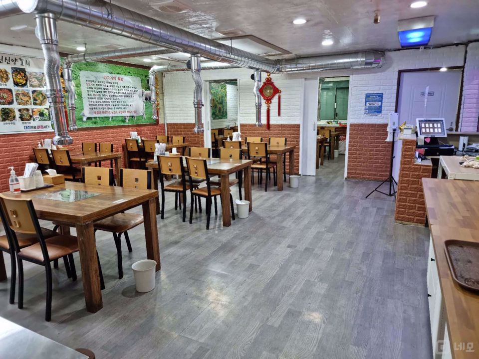 단골고객 확보, 시설 집기 포함된 기장읍 동부리 양꼬치 전문점 매물의 1번째 사진