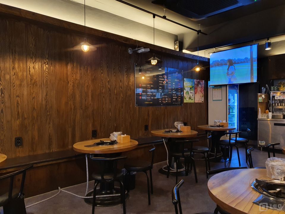 이문동 외대앞역 역세권, 대학생 고객 많아 매출 좋은 요리주점 매물의 1번째 사진