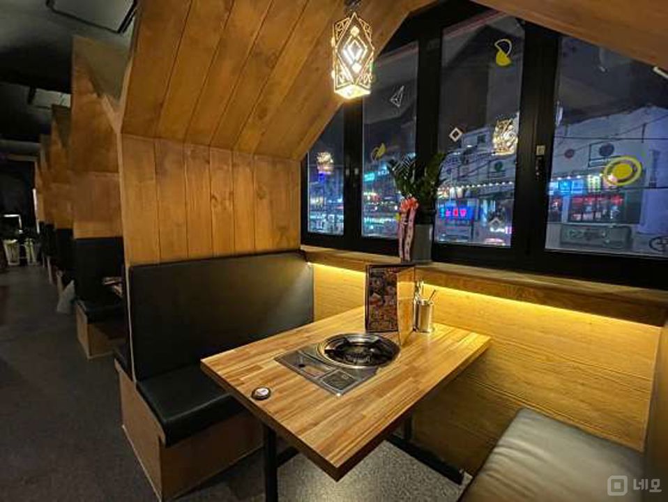 고척동 대학가에 위치한 실내포차 매물의 3번째 사진