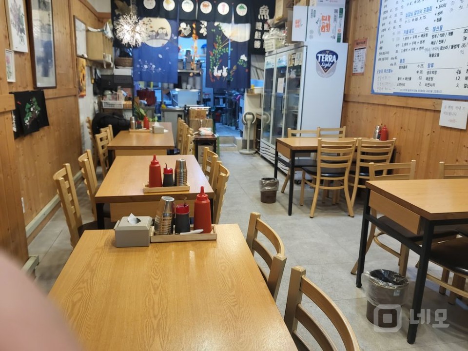 버스정류장앞횟집 매물의 1번째 사진