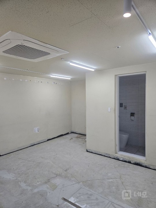 이대역 초역세권 가시성좋은 1층상가 매물의 1번째 사진