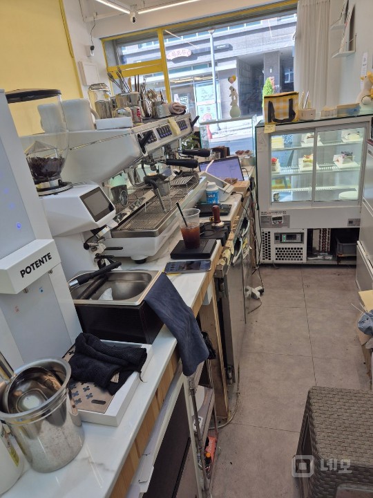 케이크 전문 작은 디저트카페 매물의 2번째 사진