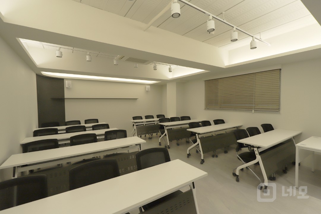 에스테틱 교육장 청담역 5분거리 최적 상가 양도합니다. 매물의 2번째 사진