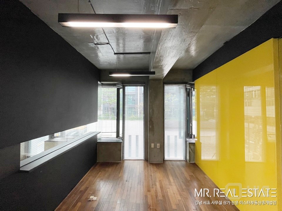 사진有.주차2대.인테리어.냉난방기完.논현역. 매물의 13번째 사진