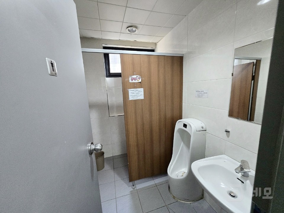 📌신사,논현 ,빠른계약예상, 소형ACE, 룸2, 엘베, 주차📌 매물의 8번째 사진