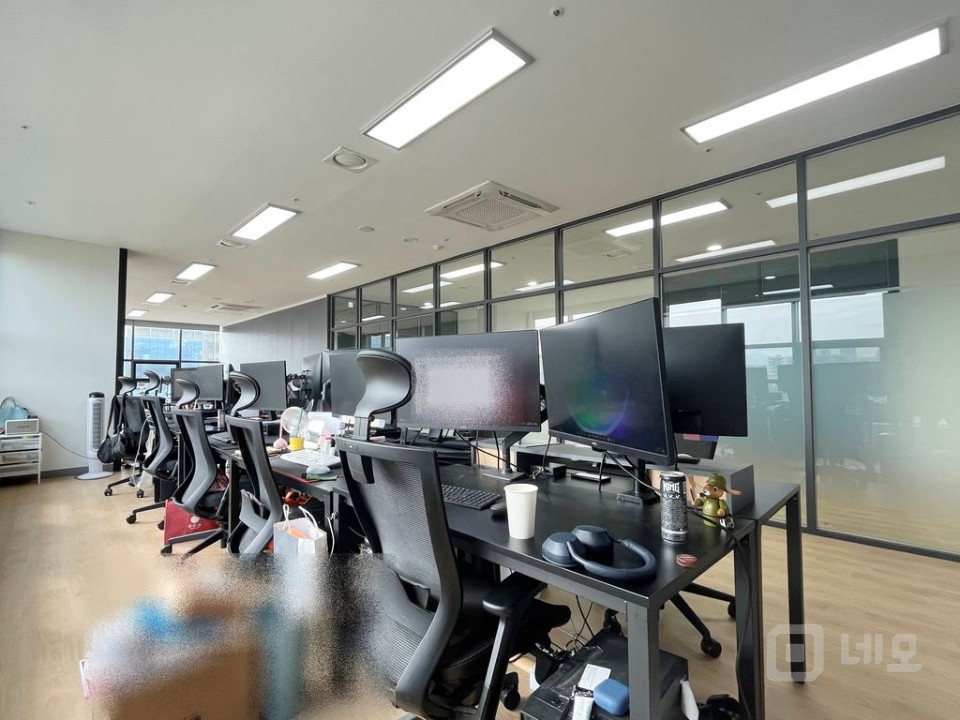 ✅대로변 트인 뷰  마곡동 룸인테리어 대형사무실✅ 매물의 2번째 사진