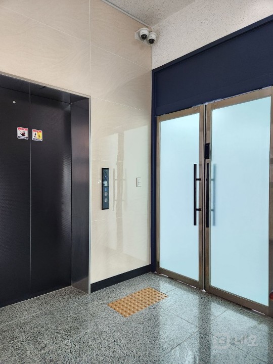 신축급 2층 공실사무실 내외관 깨끗합니다 빠른입주 가능합니다 매물의 7번째 사진