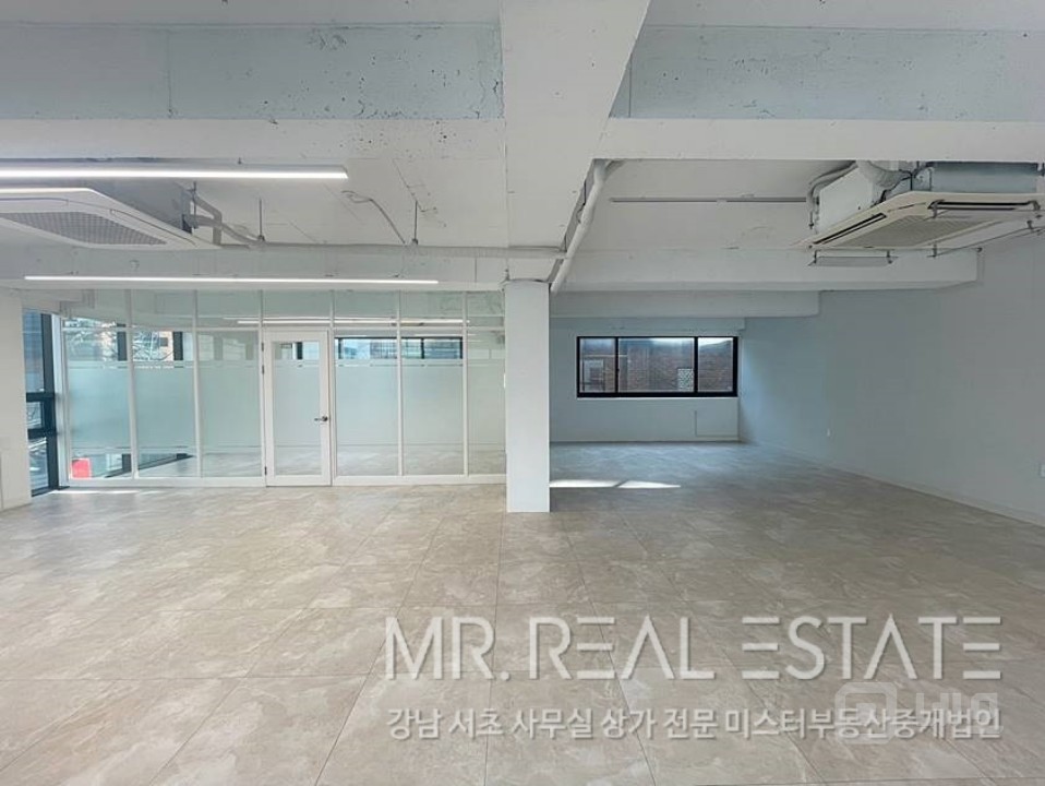 실사진.내외관컨디션ACE.주차가능.시설비X 매물의 2번째 사진