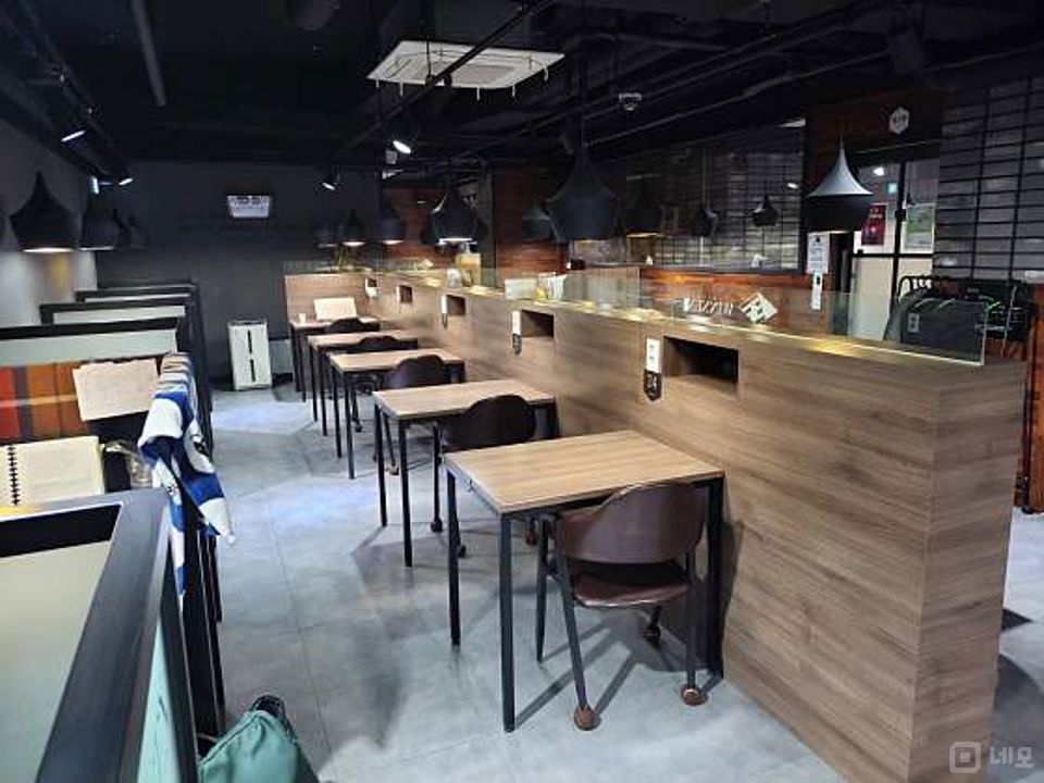 서초동 시설양도 가능한 스터디카페 매물의 2번째 사진