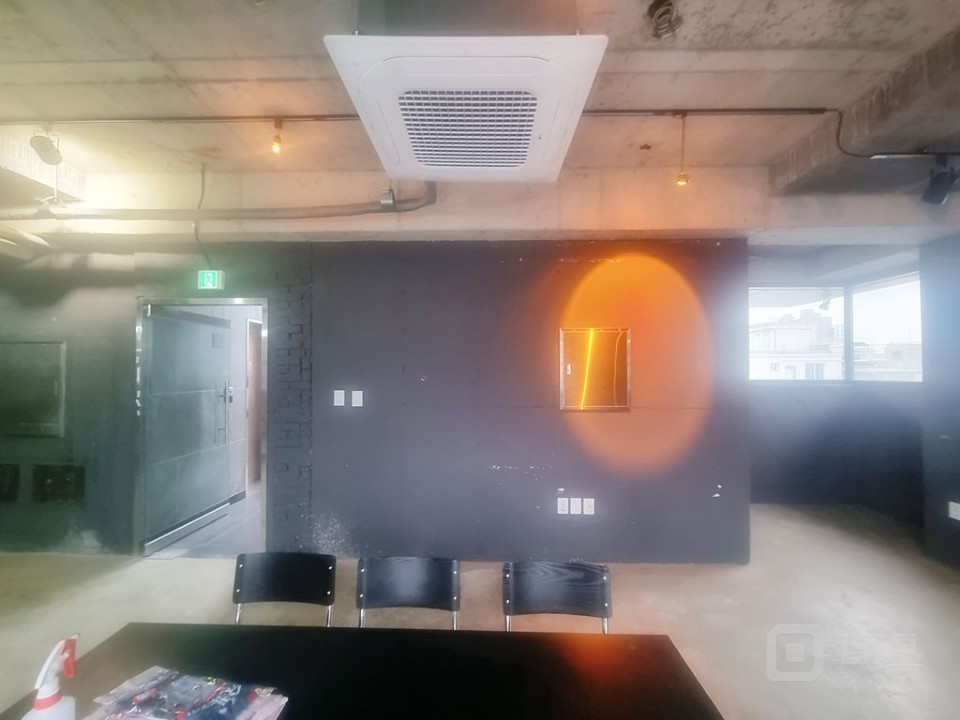 홍대 유동많은 망리단길 퀄리티좋은 테라스 상가사무실!! 매물의 10번째 사진