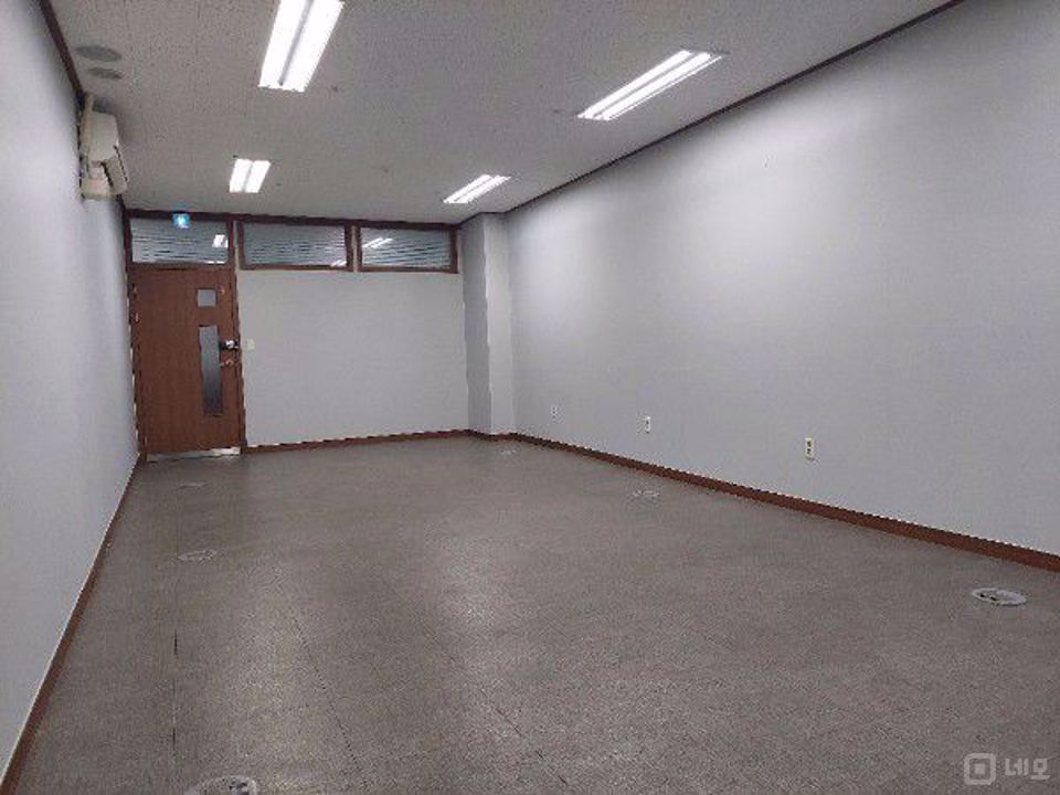 연수구 송도동  지식산업센터내 구분 사무실 임대 매물의 1번째 사진