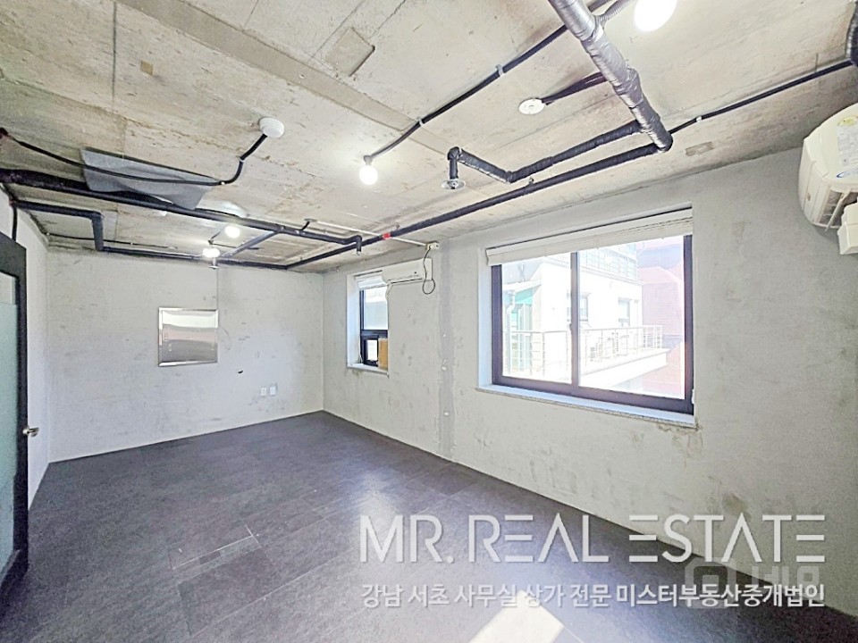 삼성중앙1분.룸7.주차5대.실60p.단독층ACE.가성비 매물의 17번째 사진