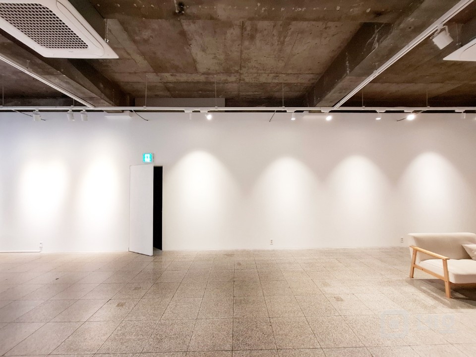 [홍대입구역 인근] 1층 대형 상가 — 갤러리·브랜드숍 최적 입지! 매물의 7번째 사진