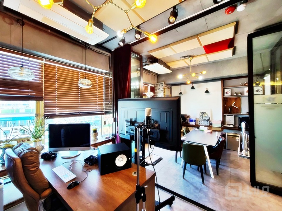 JS 지정 주차 2대 방음시설 완비 녹음실 임대 매물의 4번째 사진