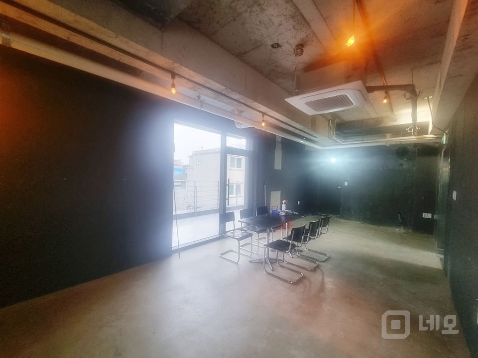 홍대 유동많은 망리단길 퀄리티좋은 테라스 상가사무실!! 매물의 14번째 사진