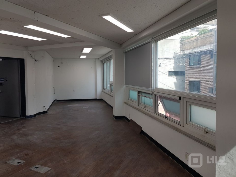 주차2대2층단독사용햇빛짱짱역세권개인사무실로강력추천 매물의 4번째 사진