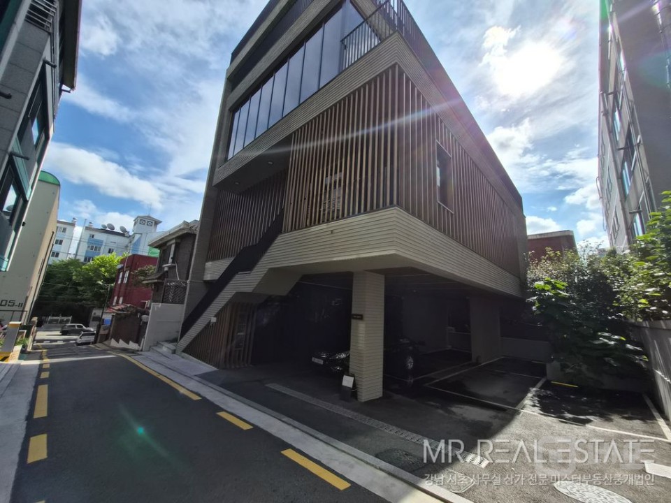 ★신축통사옥.주차8대.가성비왕.루프탑전경맛집.호텔급★ 매물의 19번째 사진