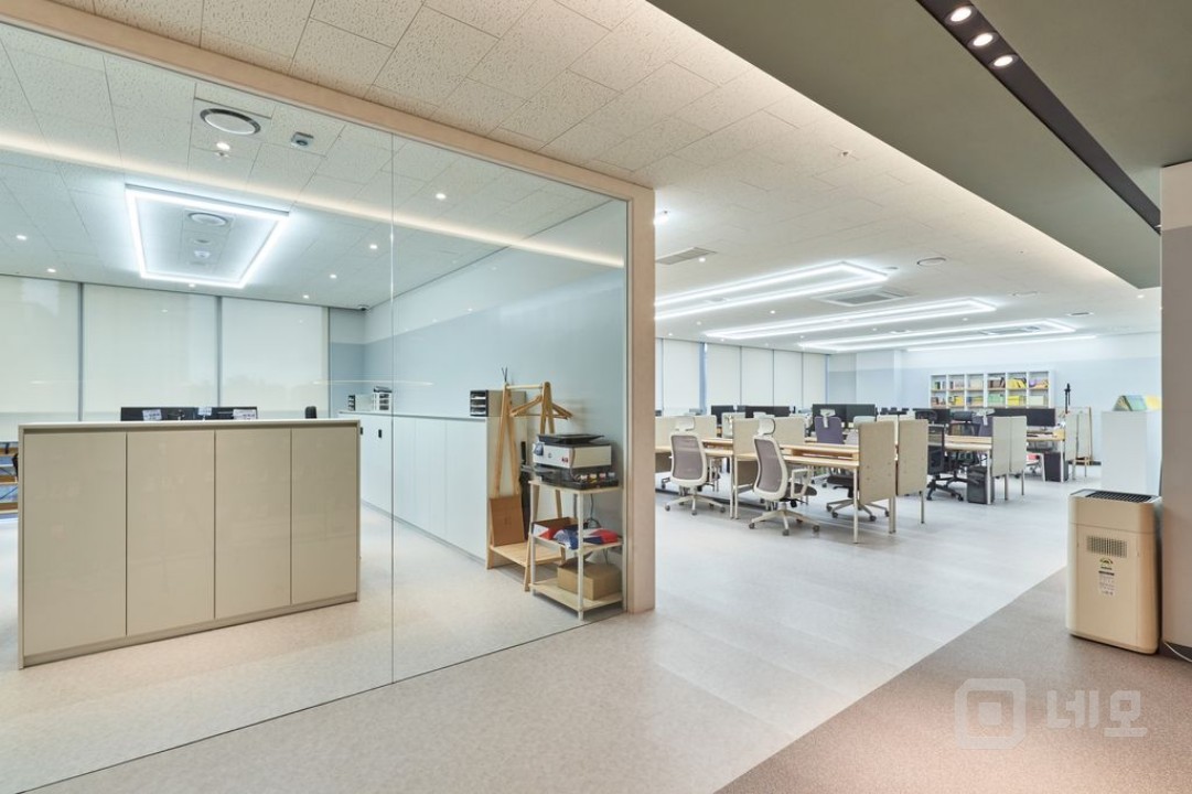 인테리어 2억 투자, 복층구조, 대형평수, 문래역 인근 매물의 8번째 사진