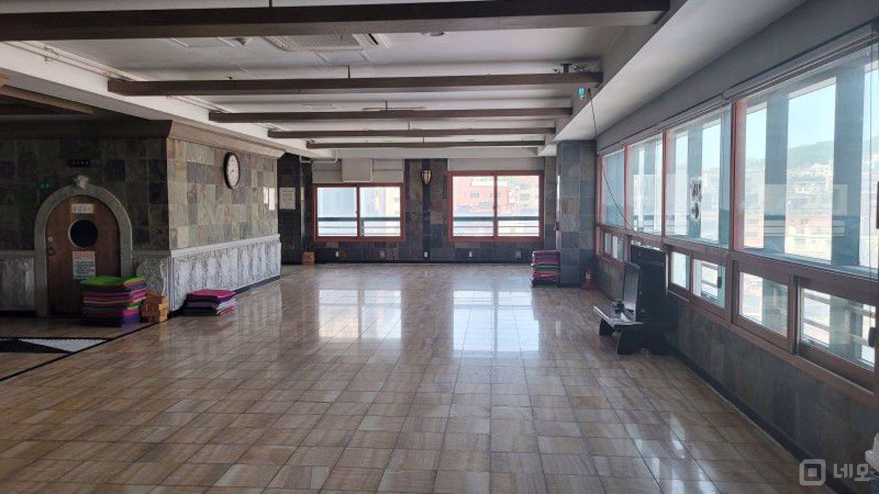 불광동 번화가에 위치한 사우나 매물의 1번째 사진